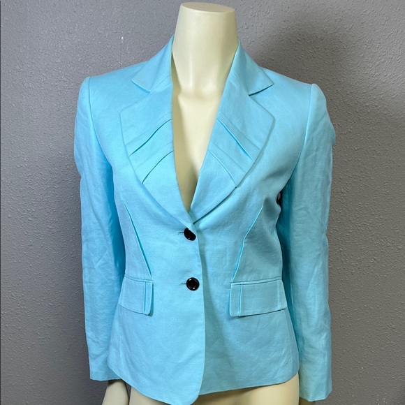 Tahari Arthur S Levine Jackets & Blazers - Women's Light Blue Tailored Single-Breasted Blazer